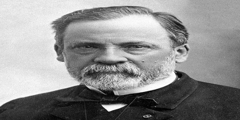 Black white image of Louis Pasteur.